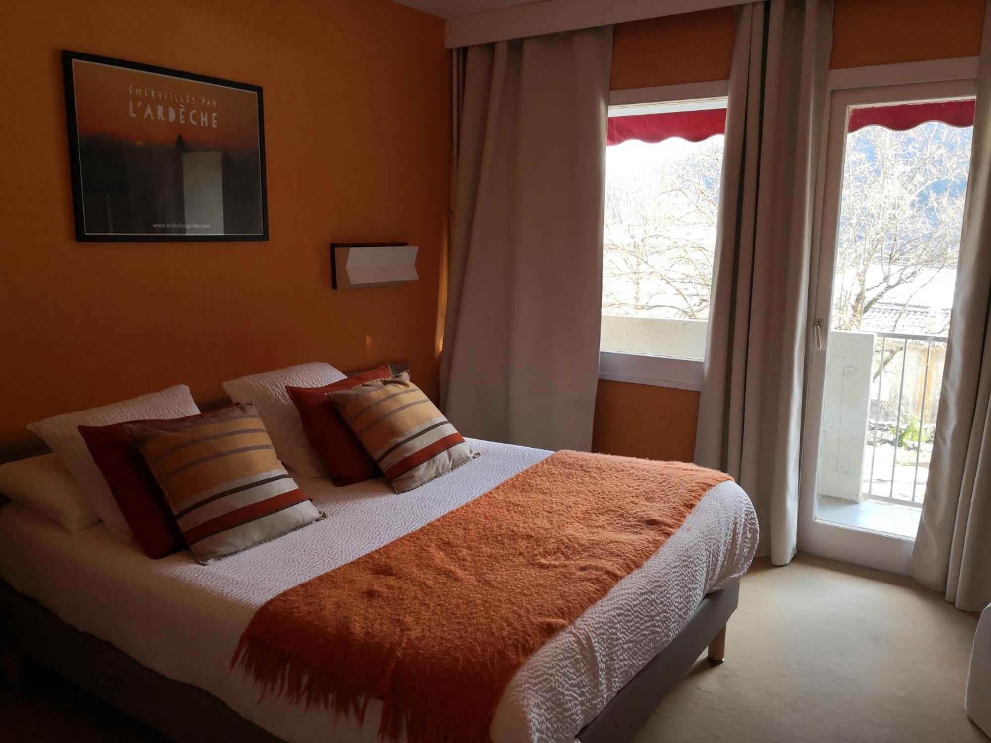 Logis Hotel-Restaurant Le Tanargue Valgorge Екстериор снимка
